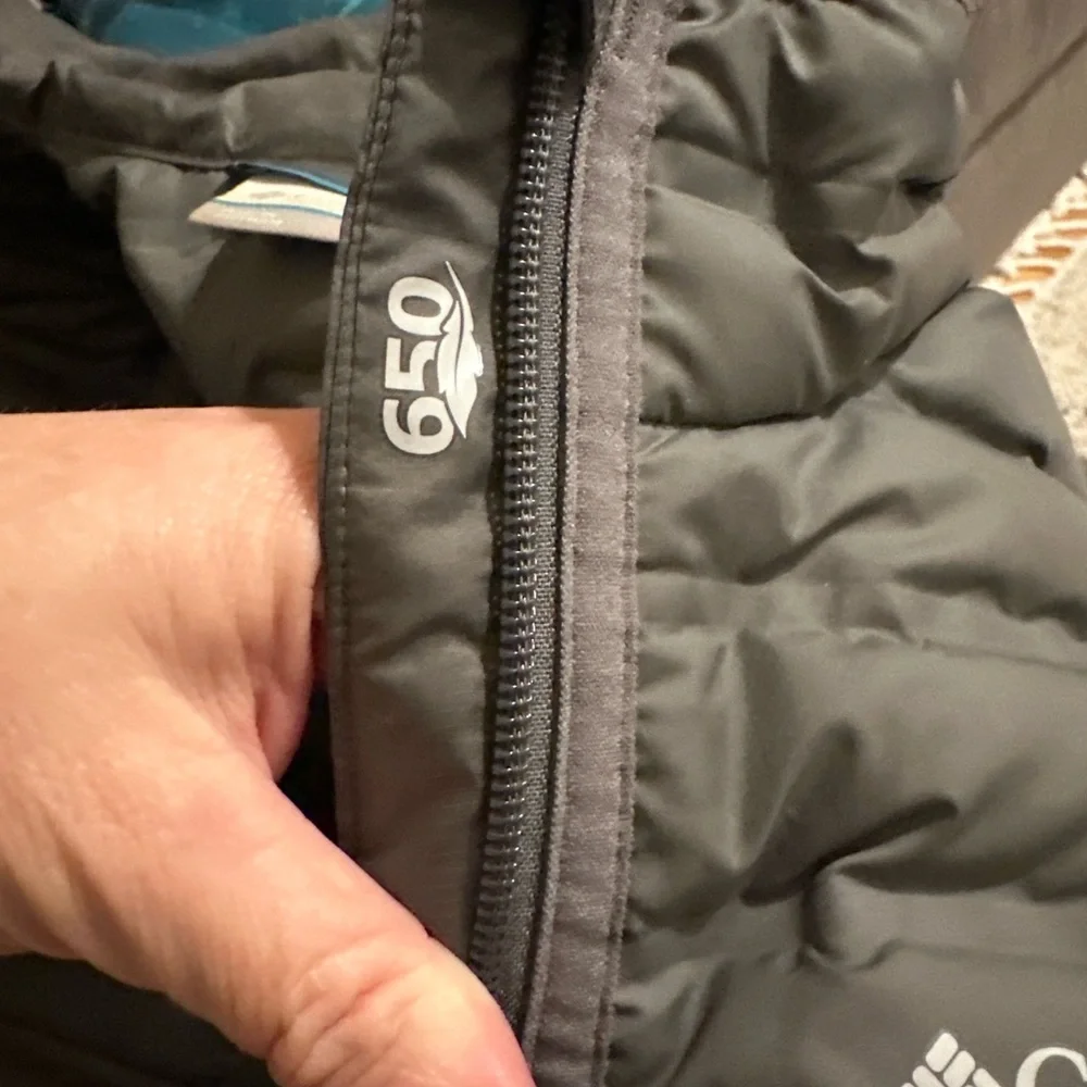 Columbia Lake 22 Down Jacket 650 Fill Women’s XS Black - Picture 6 of 6